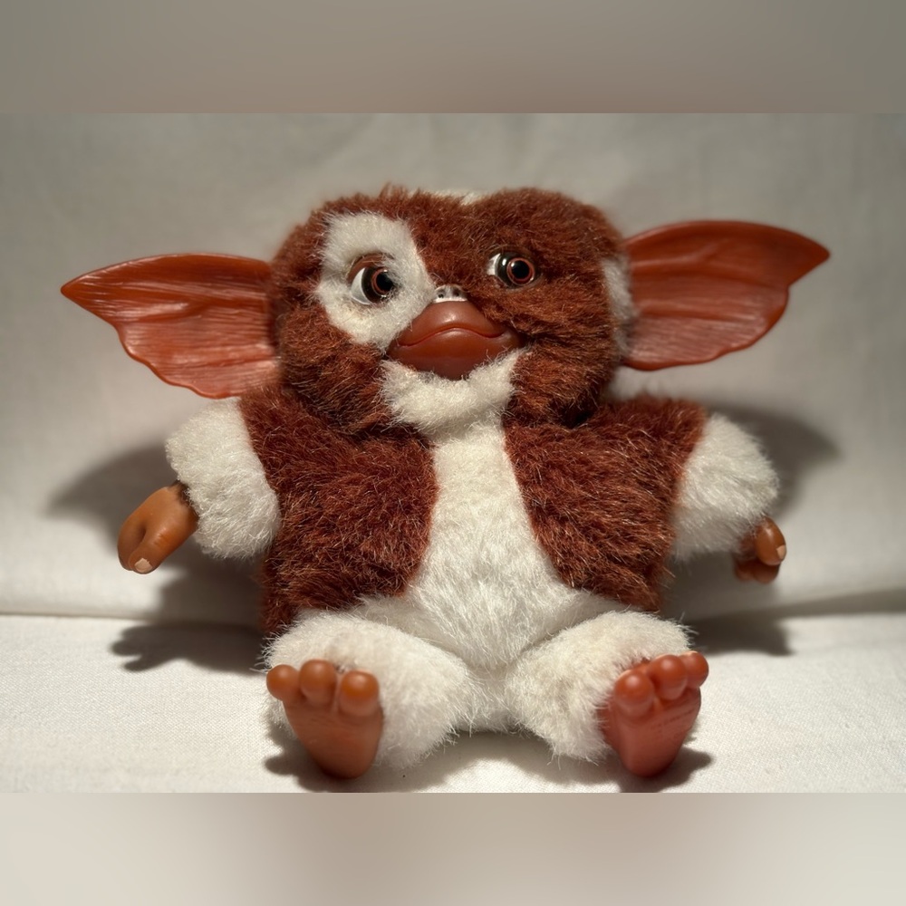 Neca Gremlins Gizmo Plush